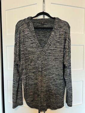 Tahari Black and Gray Marled V-Neck Sweater
